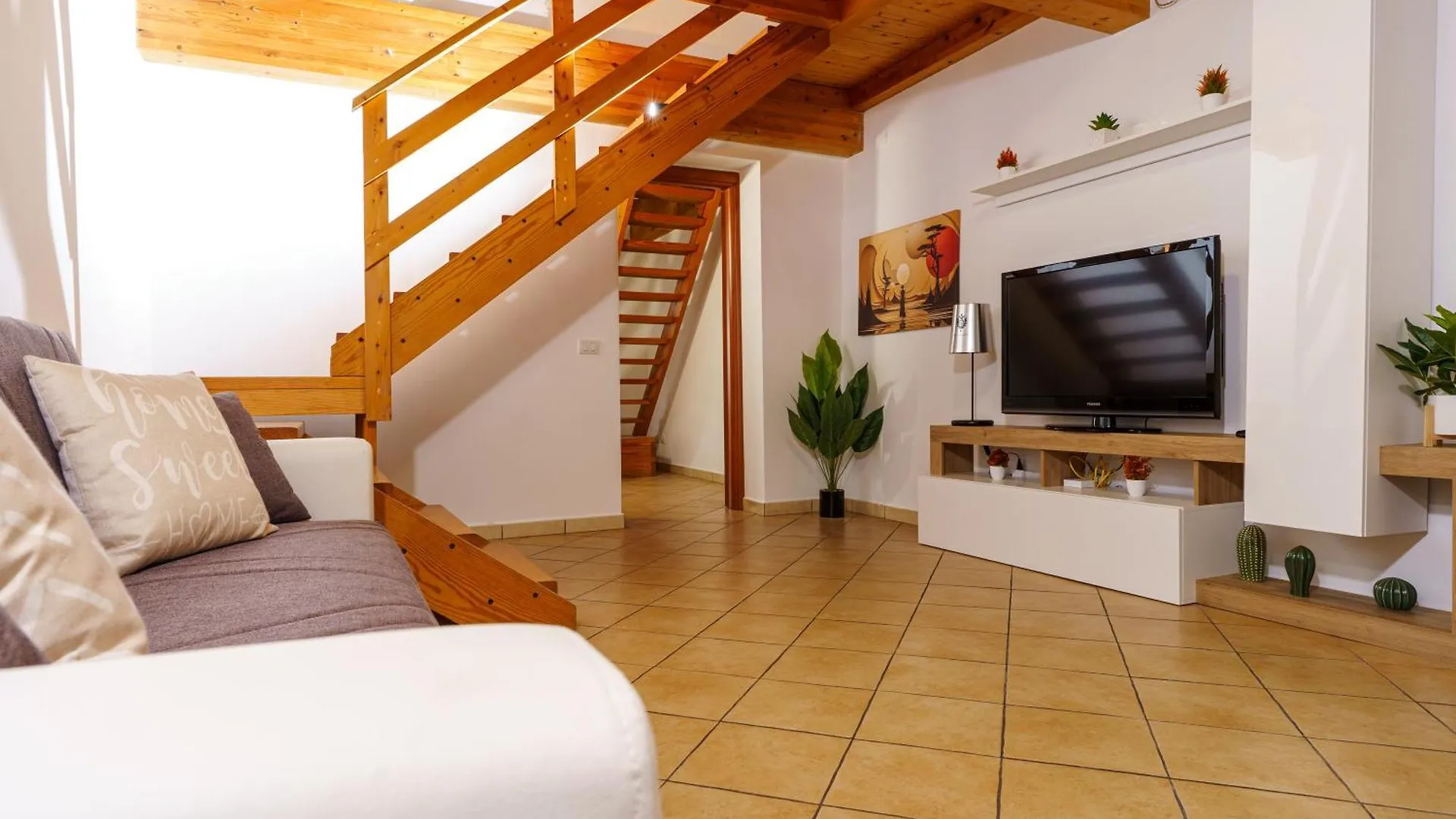 La Casa Di Carta Al Castello Ursino Apartment Catania