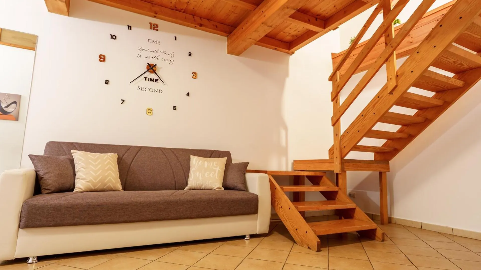 La Casa Di Carta Al Castello Ursino Apartment Catania